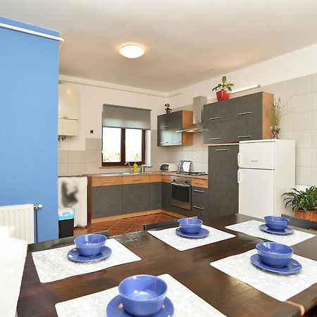 Apartment Puzar 295 Stinjan Luaran gambar