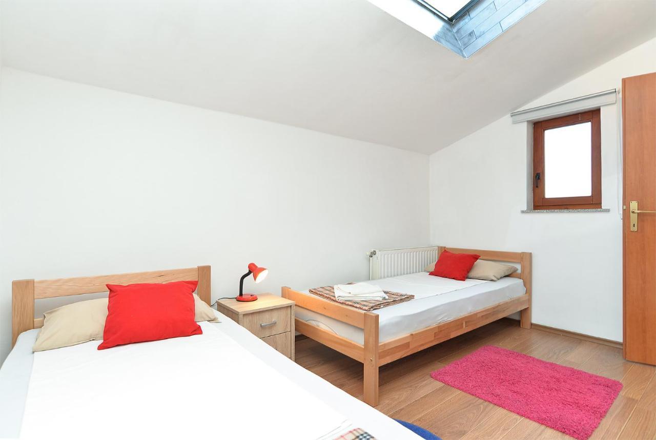 Apartment Puzar 295 Stinjan Luaran gambar