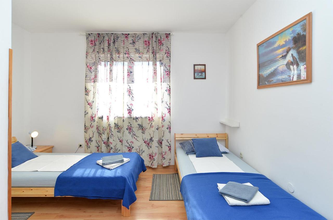 Apartment Puzar 295 Stinjan Luaran gambar
