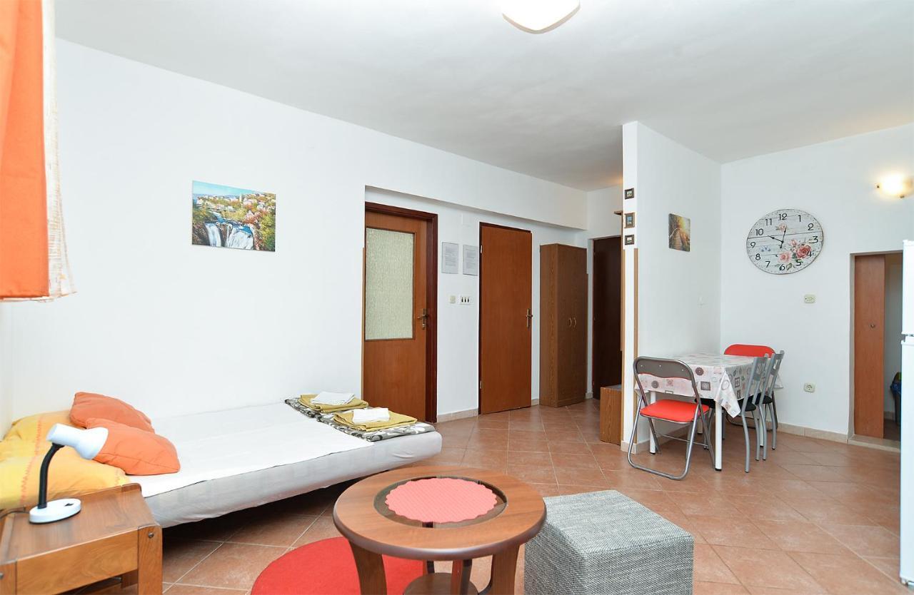 Apartment Puzar 295 Stinjan Luaran gambar