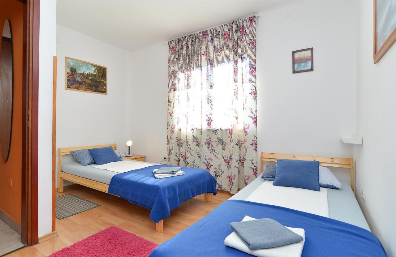 Apartment Puzar 295 Stinjan Luaran gambar