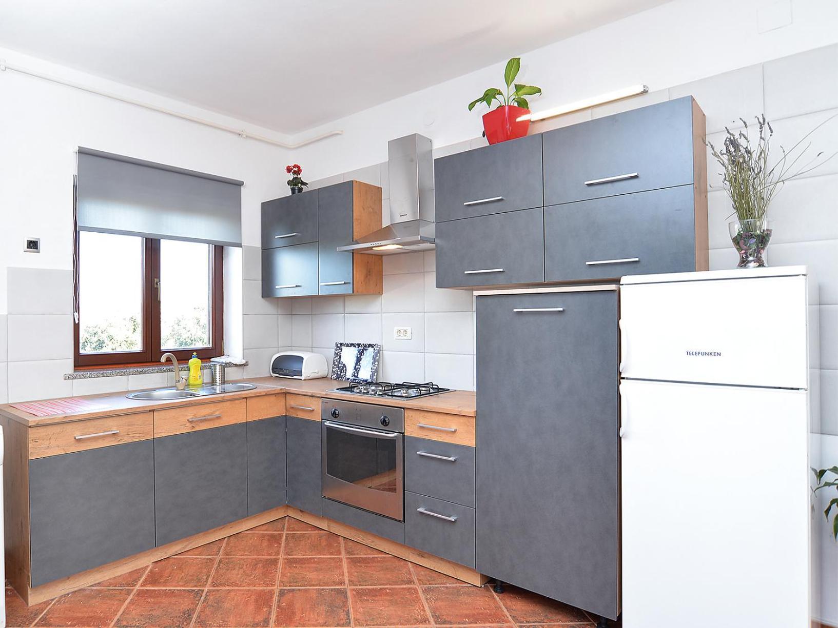 Apartment Puzar 295 Stinjan Luaran gambar
