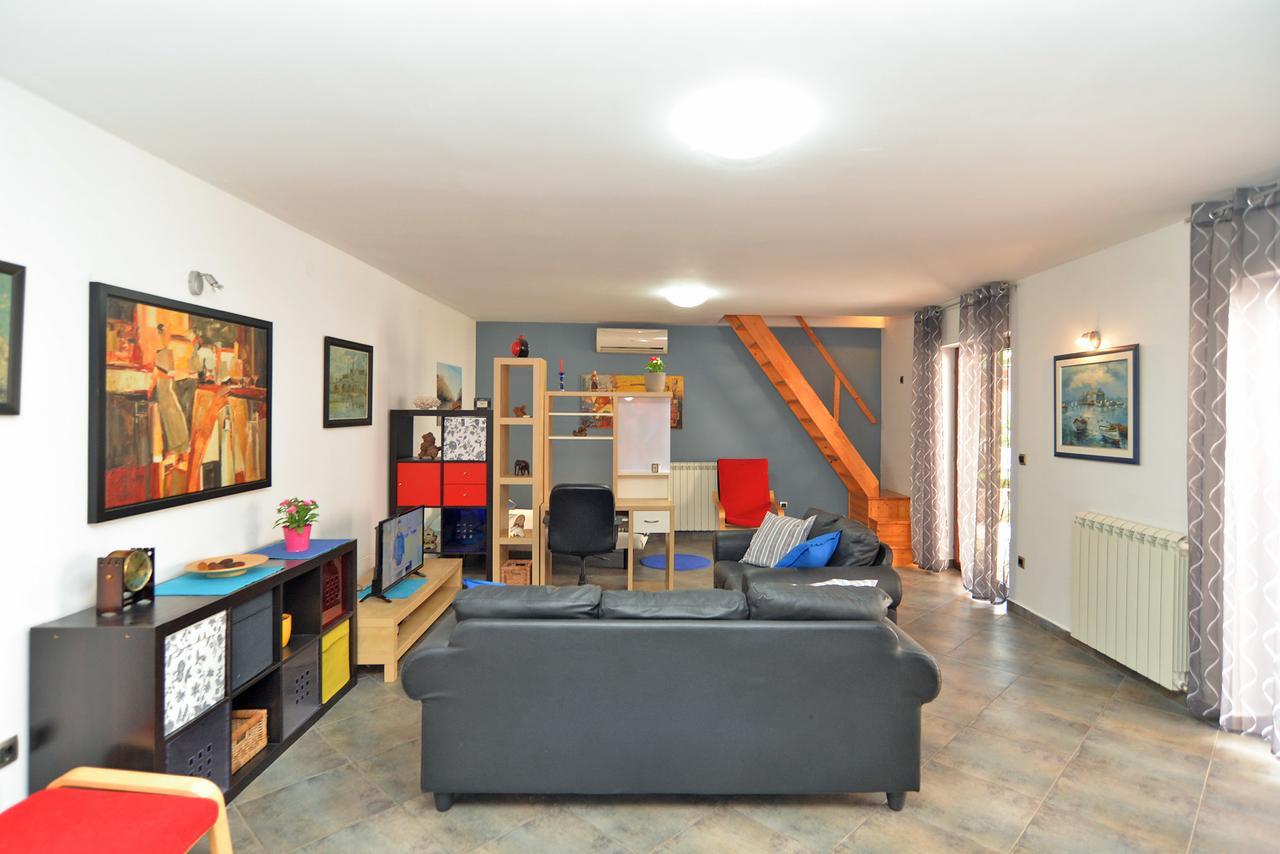 Apartment Puzar 295 Stinjan Luaran gambar
