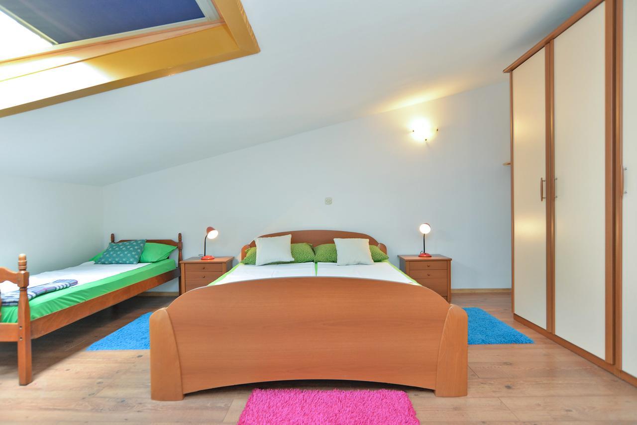 Apartment Puzar 295 Stinjan Luaran gambar